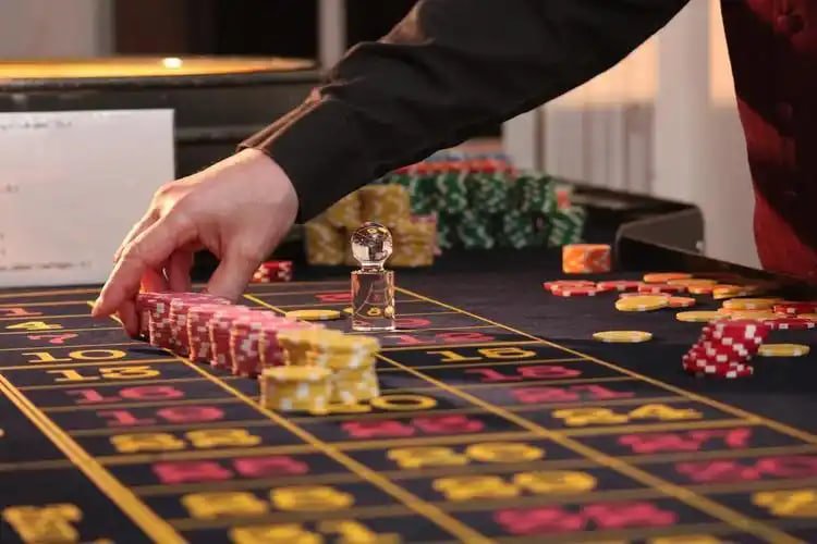 Joker Gaming product suite on dorawin showing football, live dealer, and slot categories